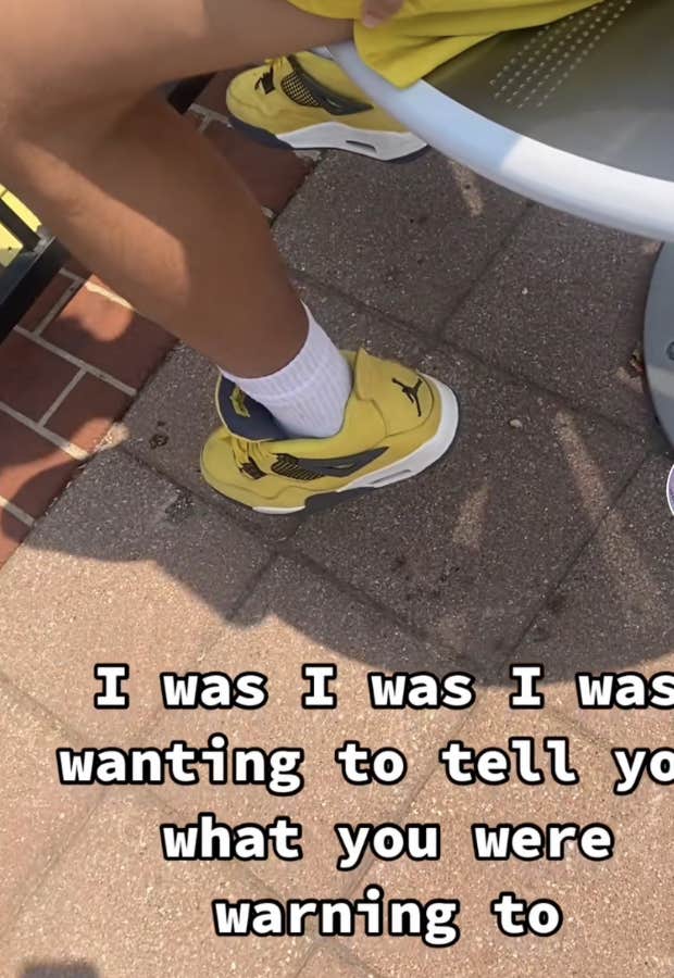 Waitress Confronts Teens Who Wrote The Word 'Black' On The Gratuity Line Instead Of Leaving A Tip